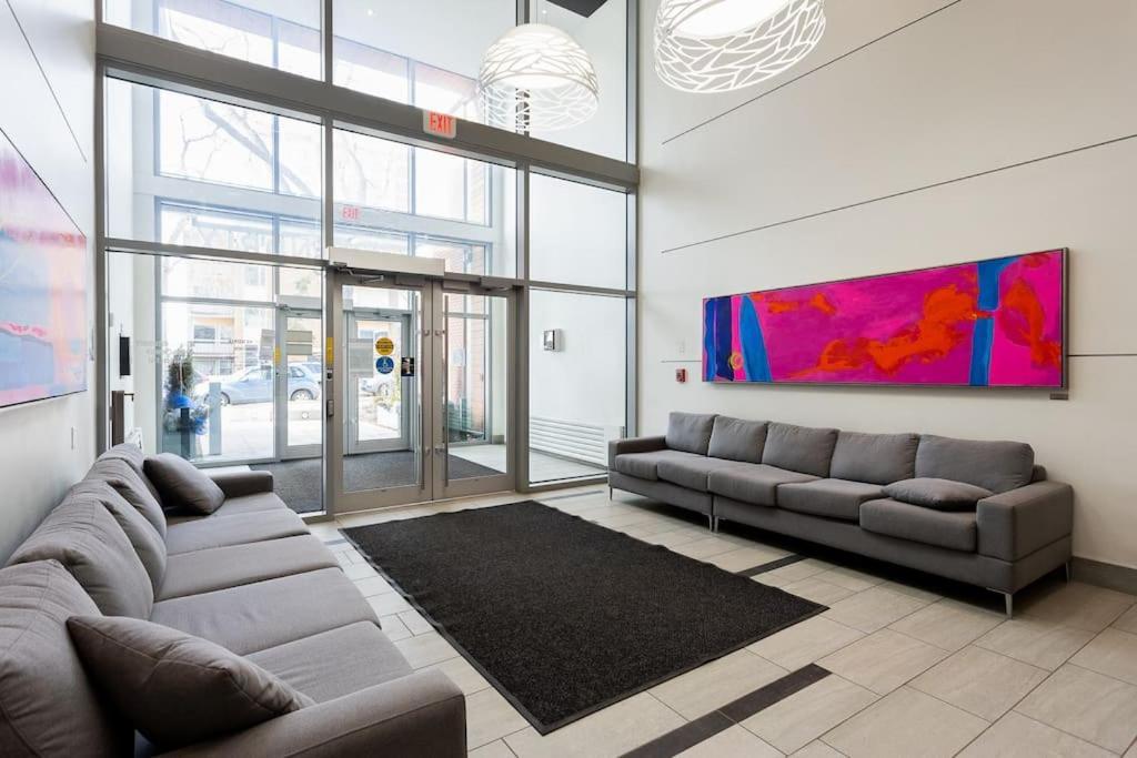 Hendrix Luxury Apartments By Corporate Stays Edmonton Exteriör bild